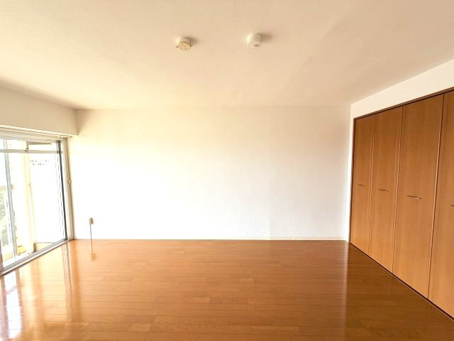 Hills岡本の居間・リビング