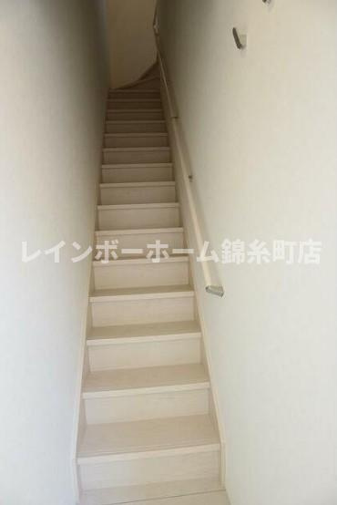 VILLEST 町屋の玄関