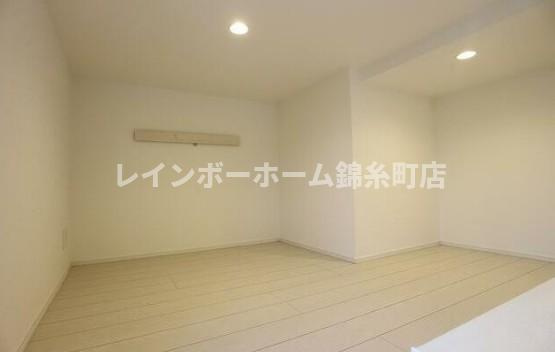 VILLEST 町屋の内装
