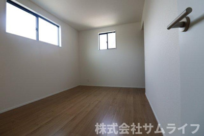 【洋室】 | 片島3丁目1号棟