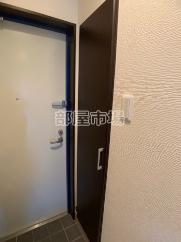 雅順浅草の玄関|シューズボックス