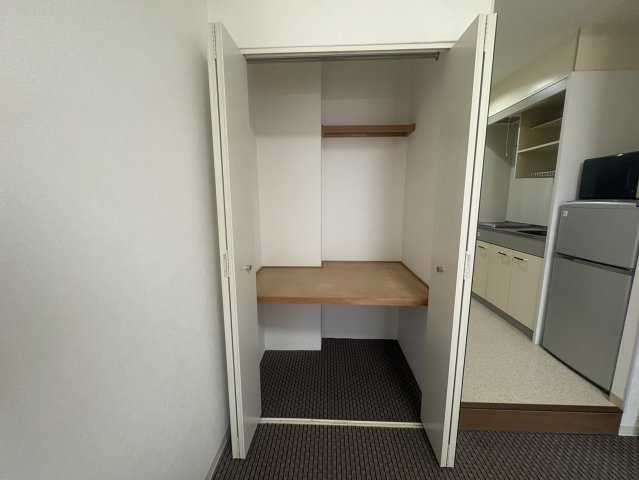 ミールズ江坂の収納