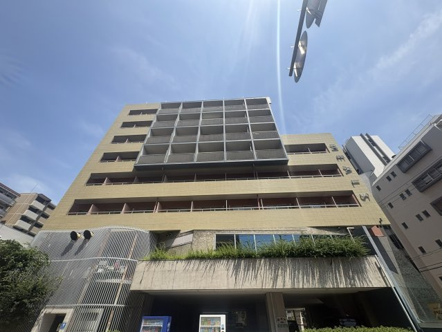 ミールズ江坂の外観