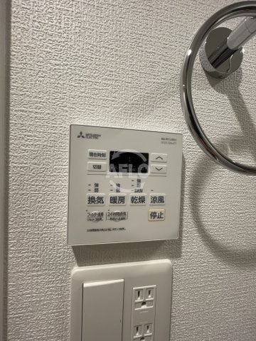 セレニテ新大阪グランデシュッドの設備|セレニテ新大阪グランデシュッド　浴室乾燥機