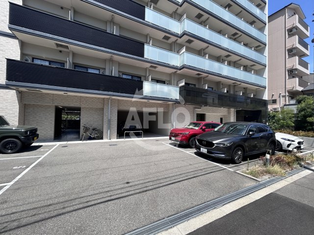 オーキッドレジデンス新大阪の駐車場|オーキッドレジデンス新大阪　駐車場