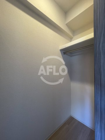 リビオメゾン新大阪の収納|リビオメゾン新大阪　　ウォークインクローゼット
