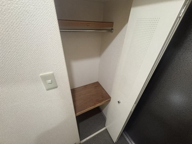 ミールズ江坂の収納