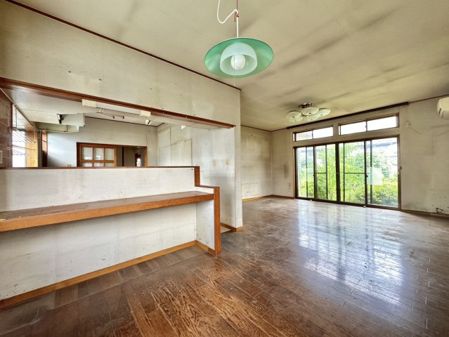 【駅近】筑西市女方中古戸建の居間・リビング