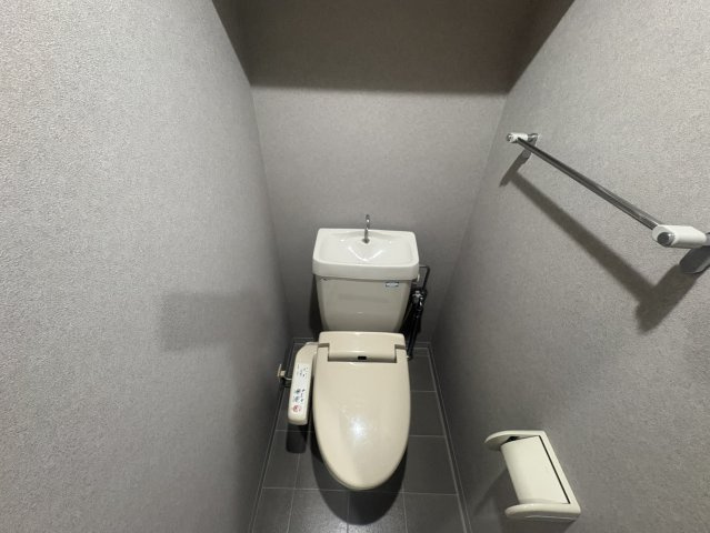 ミールズ江坂のトイレ