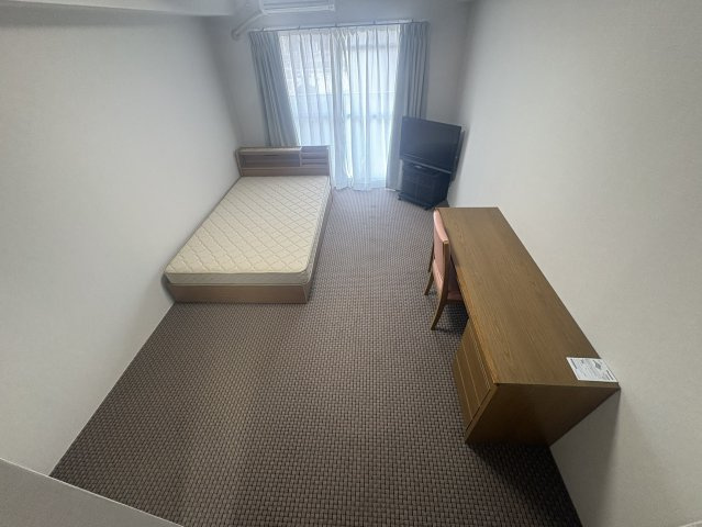 ミールズ江坂の内装