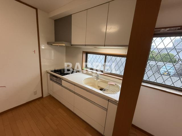 花屋敷1丁目貸家Uのキッチン