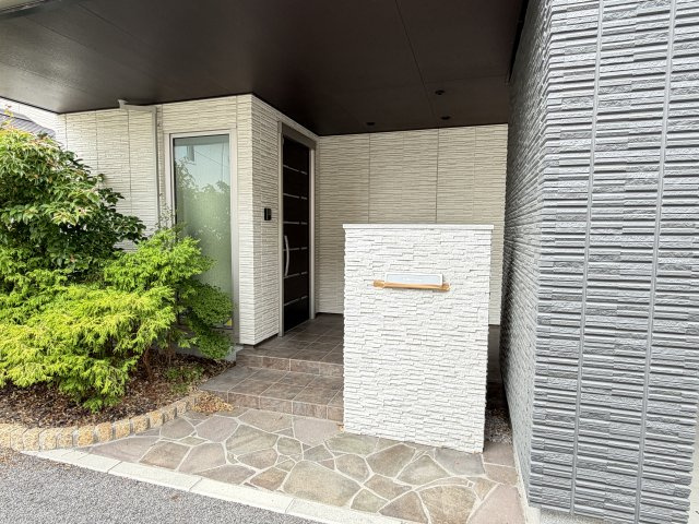 飯塚町事務所のエントランス|■エントランス全景