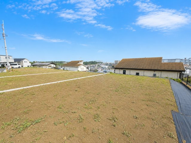 【外観】 | ◆開発道路を囲むように区割りされた敷地。開放感や明るい雰囲気は他にはない条件です。