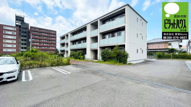 ベレオ西新浜　Ａ棟