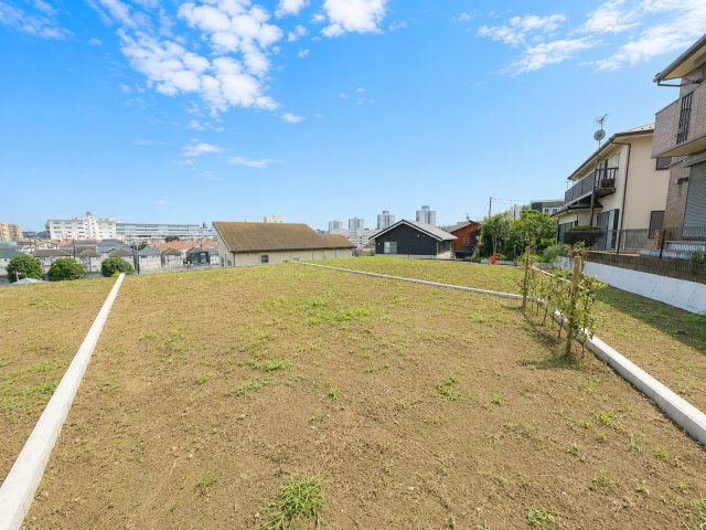 【外観】 | ◆開発道路を囲むように区割りされた敷地。開放感や明るい雰囲気は他にはない条件です。