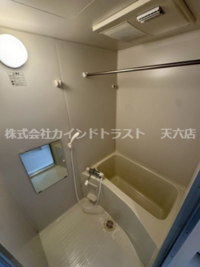 ONE ROOF FLAT FUKUSHIMA(ワンルーフフラットフクシマ)の浴室|日々の暮らしに欠かせないお風呂です