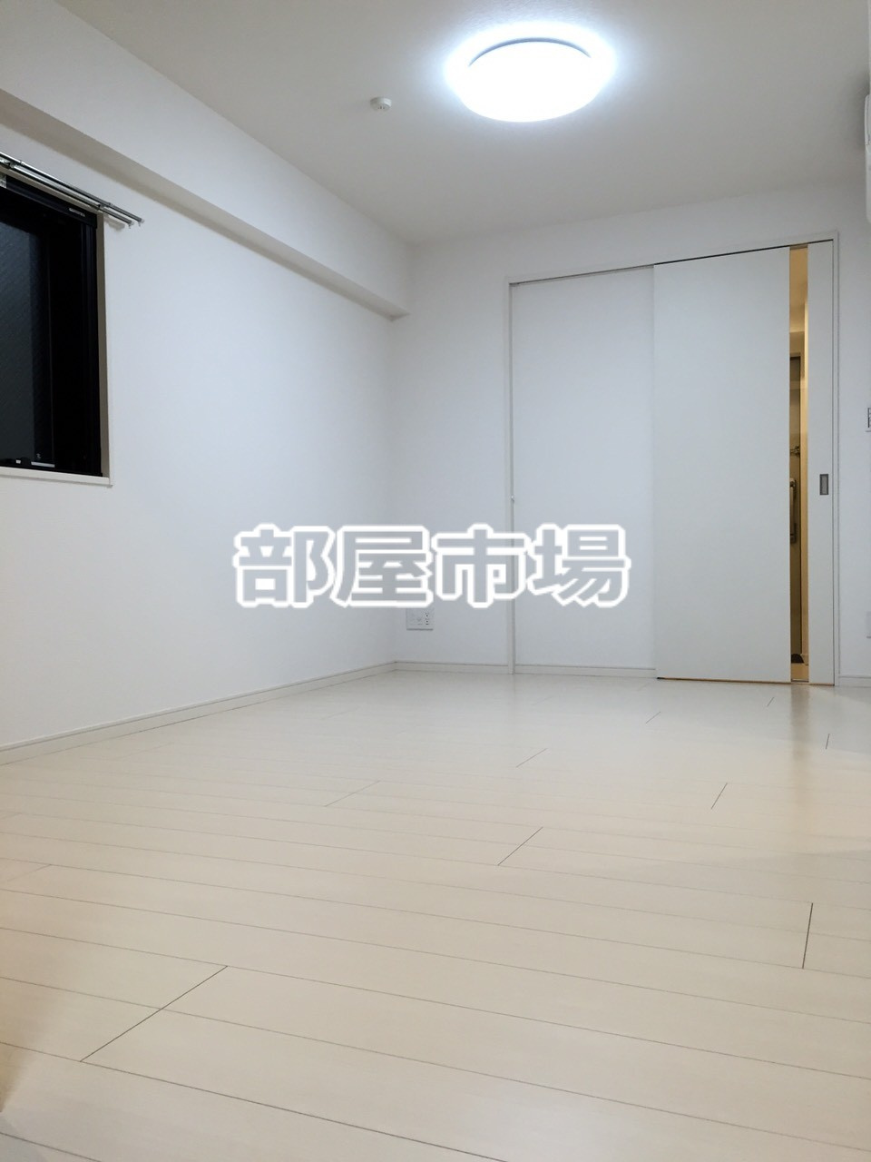 プレール・ドゥーク西浅草の居間・リビング