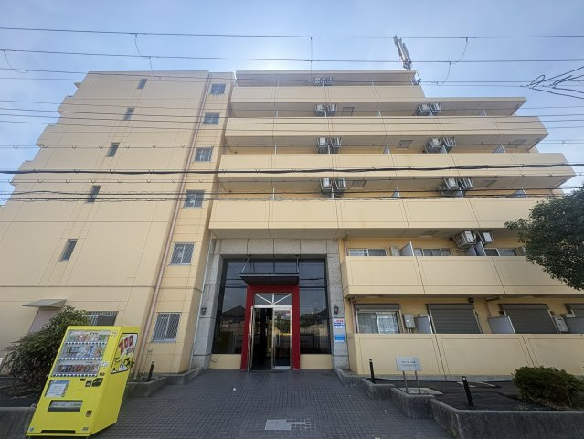 グランコート江坂の外観