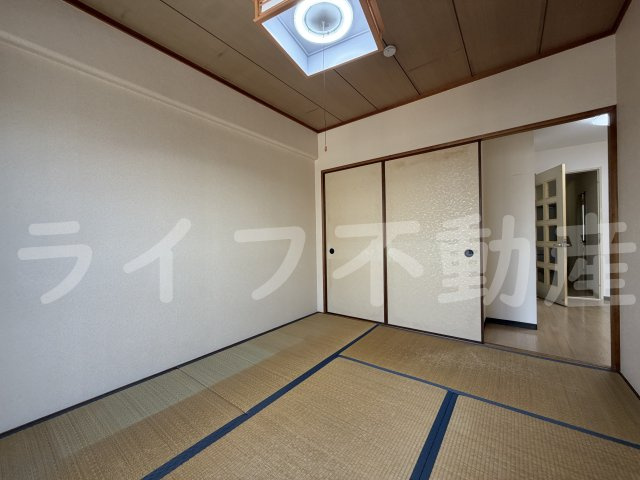 中本公園スカイハイツの和室|柔らかい畳が心地よい和室