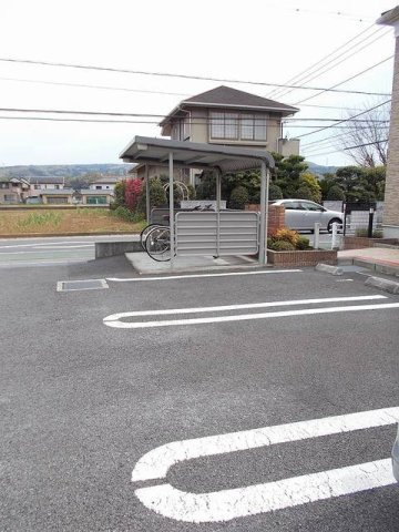 グランベール壱番館の駐車場