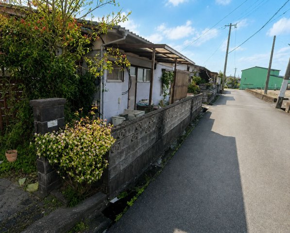 小郡市八坂　売り土地の前面道路含む現地写真|前面道路含む現地写真です
