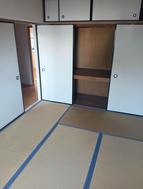 プロミネント馬橋の和室