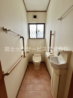 【トイレ】 | 磐田市西島　中古住宅 | ゆったりとした空間のトイレです