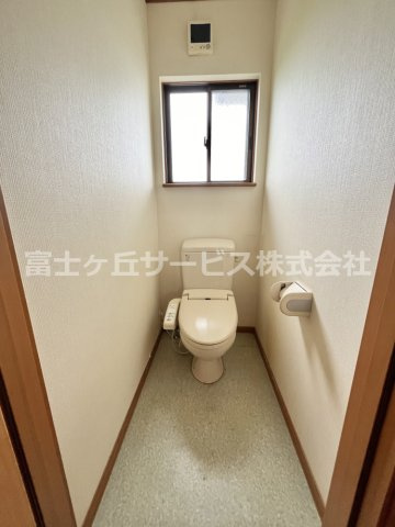 【トイレ】 | 磐田市西島　中古住宅 | 2階のトイレ
