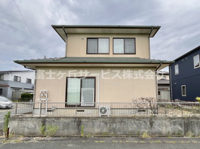 【外観】 | 磐田市西島　中古住宅 | 西面の外観