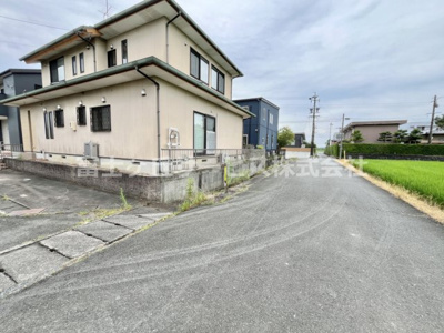 【前面道路含む現地写真】 | 磐田市西島　中古住宅 | 前面道路含む現地写真です