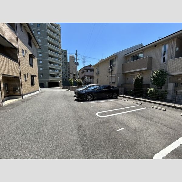 M・K squareⅡの駐車場