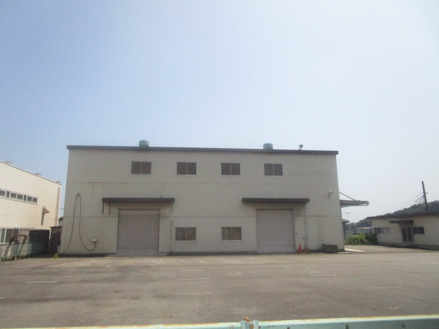 足柄上郡中井町井ノ口の倉庫
