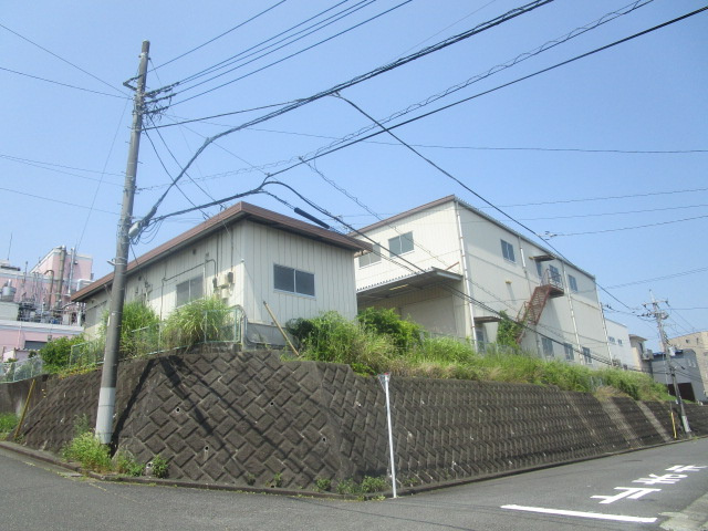 足柄上郡中井町井ノ口の倉庫