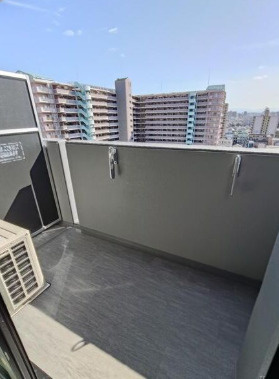 S-RESIDENCE城東SEVERのバルコニー