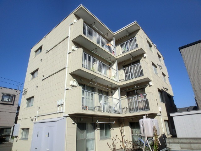 ロイヤルハイツ杉田