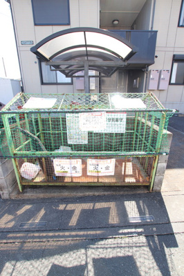 アパート入居者様専用ゴミ捨て場です！