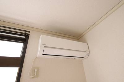 エアコン2基設置済