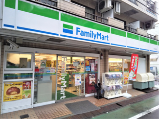 ファミリーマート熊代栄町店まで200ｍ