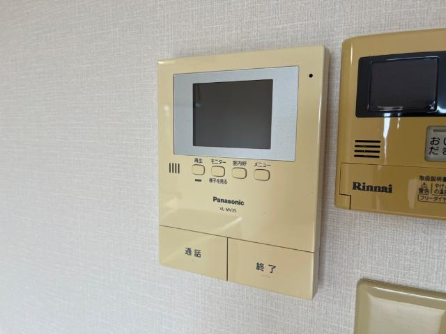 マクセージの内装|カメラ付インターホン