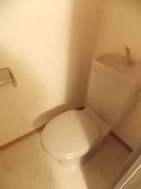 パルテンツァのトイレ|ゆったりとした空間のトイレです