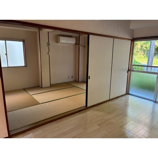 仲道マンションの居間・リビング
