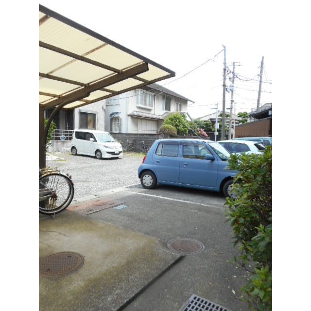 杉村マンションの駐車場
