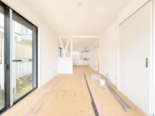 横浜市港北区仲手原２丁目の中古一戸建の前面道路含む現地写真|周辺物件、周辺環境も合わせてご案内可能です！
お気軽にお問い合わせください。