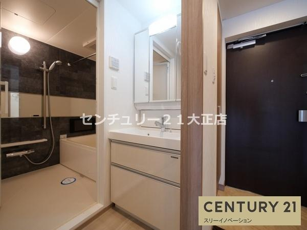 プレジオ弁天町の洗面所