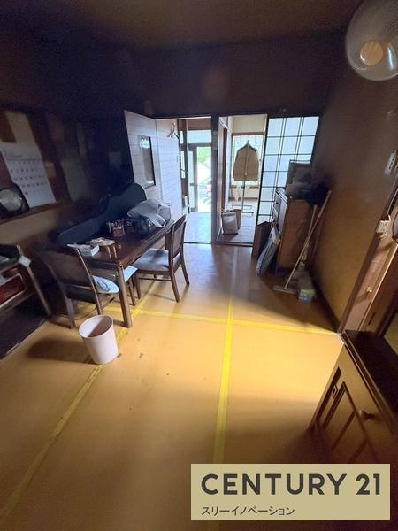鶴町3丁目中古戸建の居間・リビング