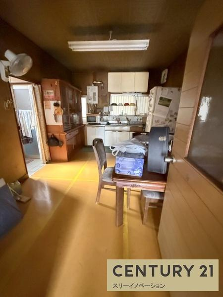 鶴町3丁目中古戸建の居間・リビング