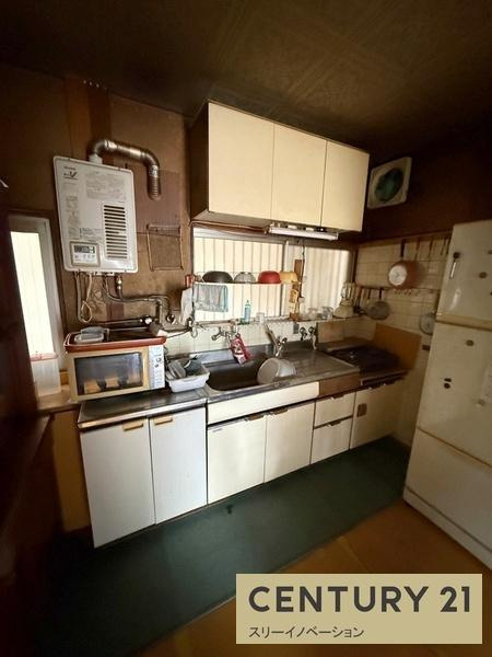 鶴町3丁目中古戸建のキッチン