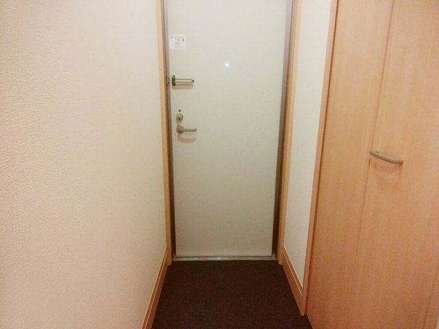 Carreraの玄関