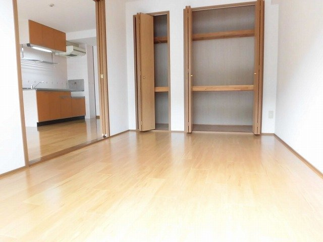 山根マーヴェラスマンションの内装|過ごしやすい室内です