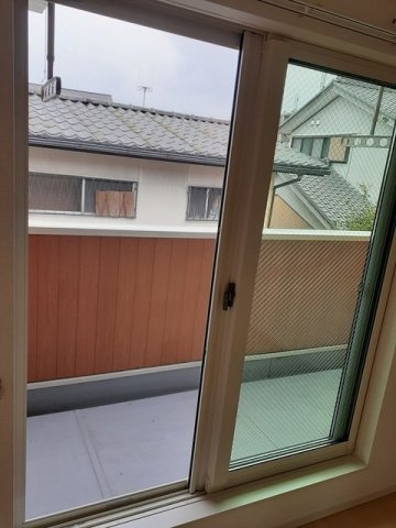ゼファー桜ヶ丘のバルコニー